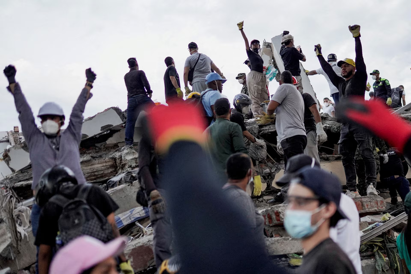 Colombia earthquake strikes photo