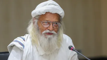 মার্কিন দূতাবাসের সেইফ হাউজে সমন্বয়কদের মগজধোলাই— ফরহাদ মজহারের দাবি কতটা সত্য?